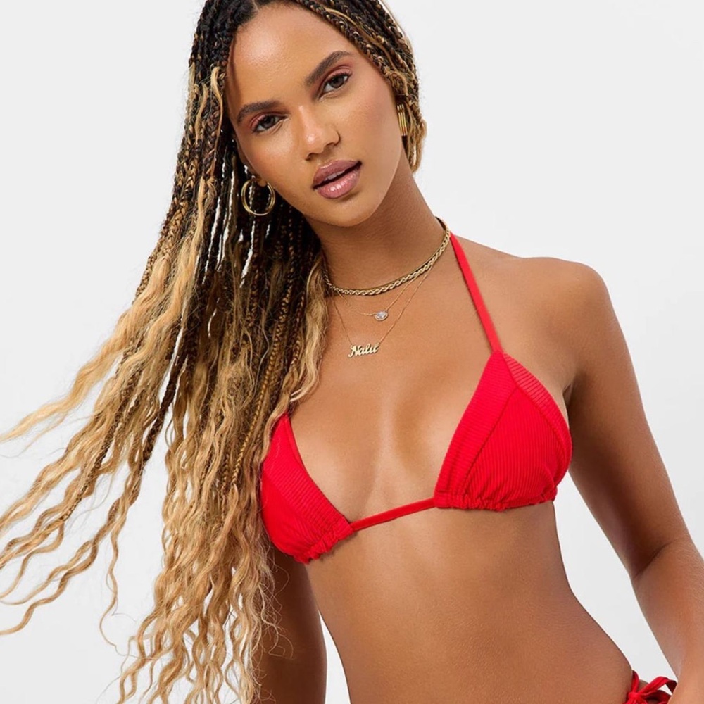 ISO Frankie’s Bikinis Sky Top in Grenadine